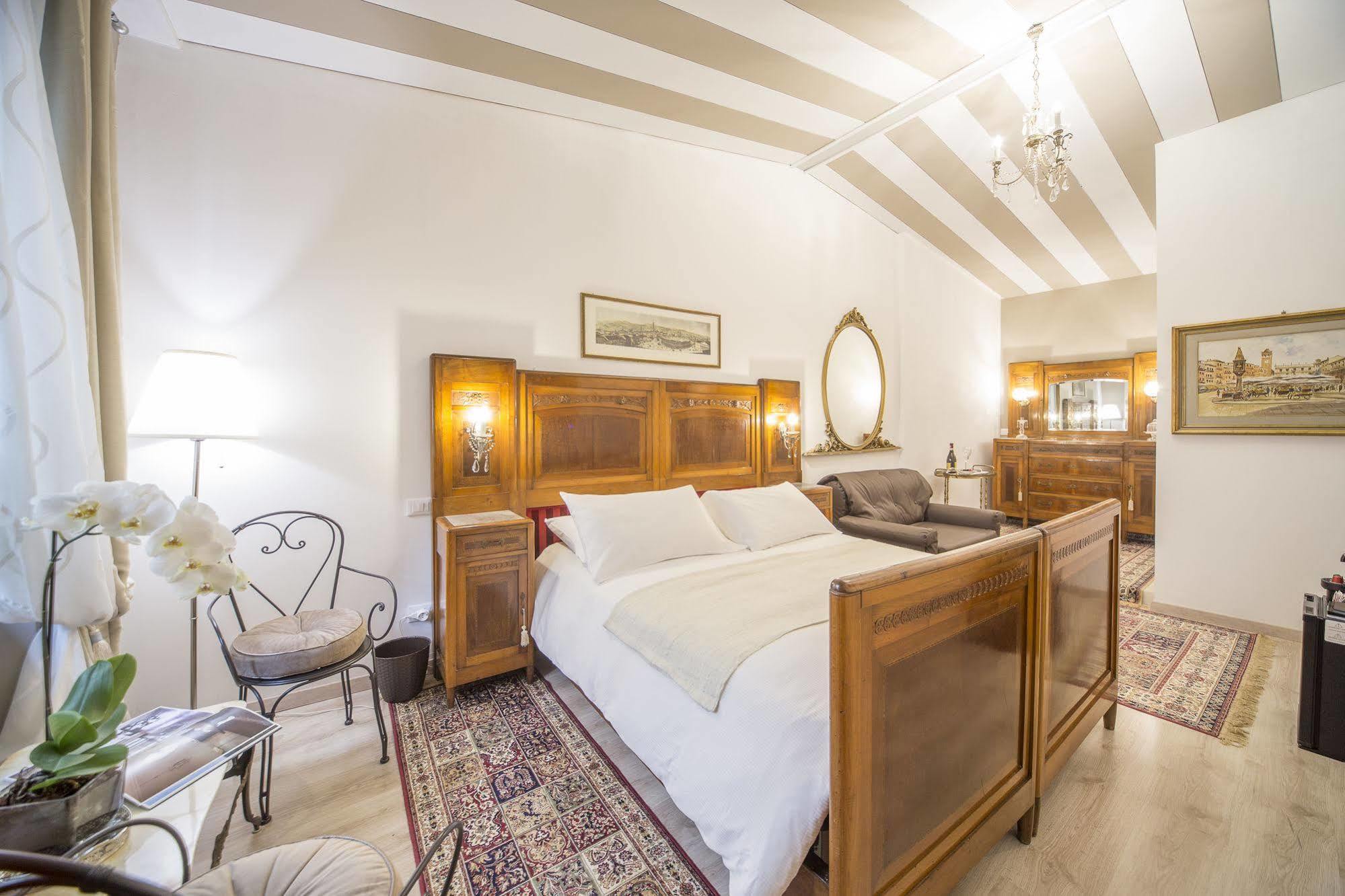 Corte Realdi Boutique Rooms Werona Zewnętrze zdjęcie