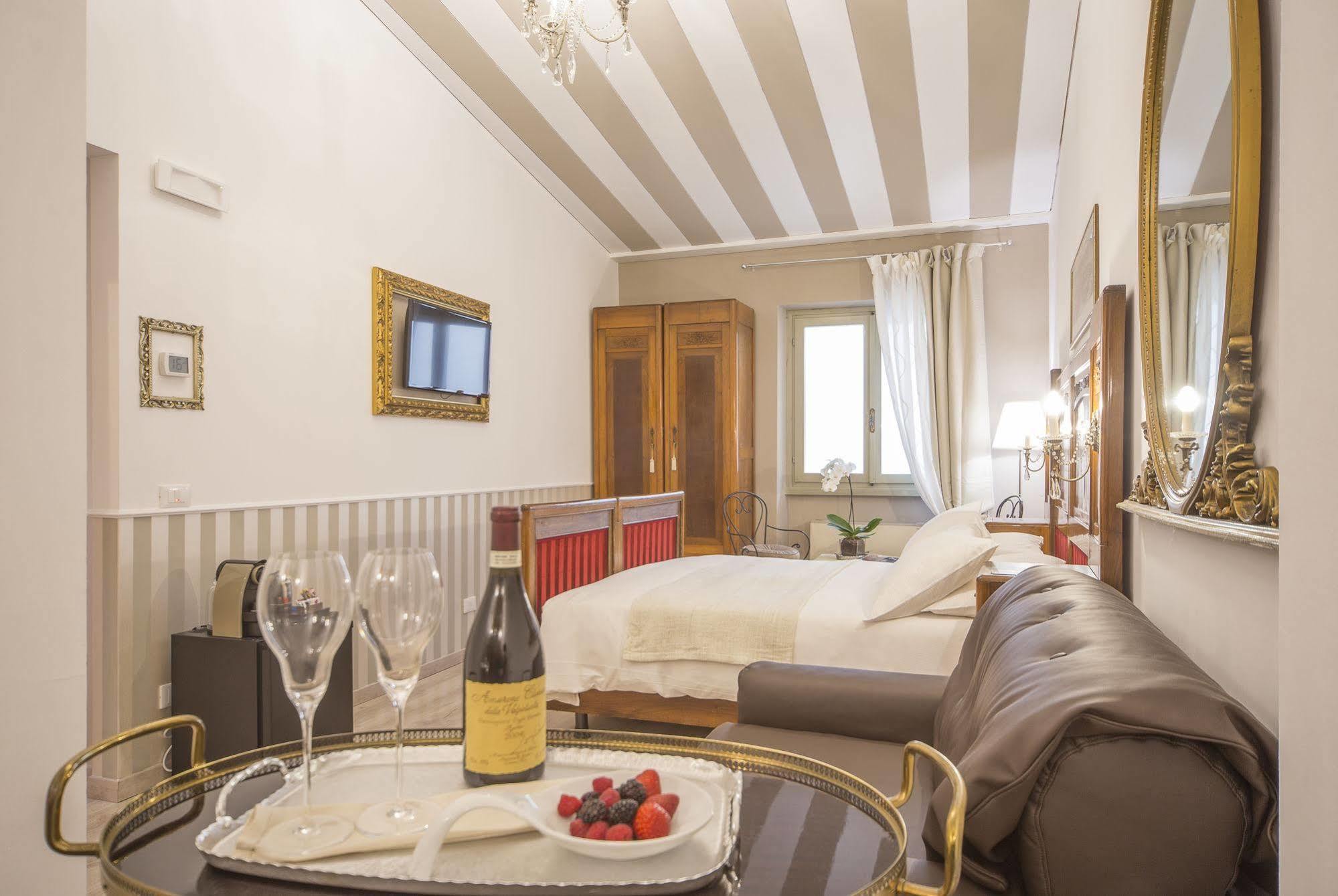 Corte Realdi Boutique Rooms Werona Zewnętrze zdjęcie